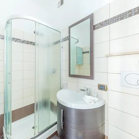 Apartament Portofino - Near The Sea, Pool -tennis - Wifi Rapallo